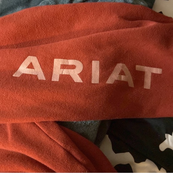 Ariat sweater - Picture 3 of 3